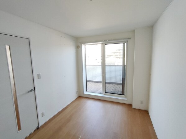 ファミリア一番館の物件内観写真